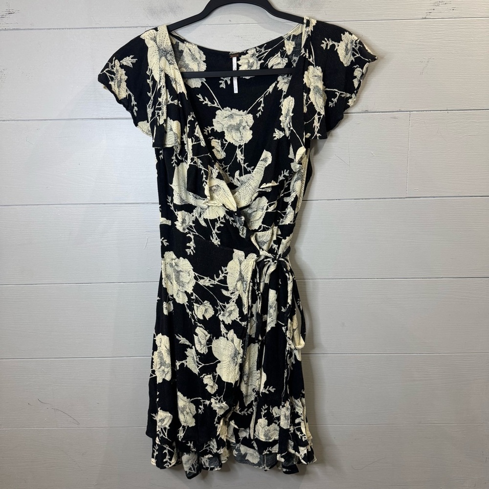 Free People | French Quarter Floral Printed Flutter Sleeve Wrap Mini Dress Small